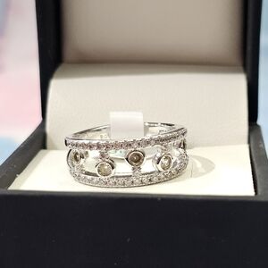 BP bomb Party Ring SIZE 8 Glam Doll